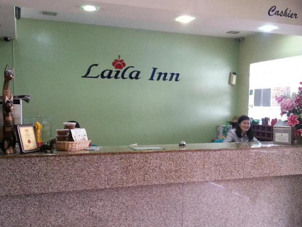 Laila Inn Kuching Esterno foto
